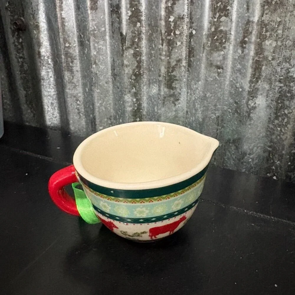Christmas Measuring Cups Set of 3‎ Ceramic Holiday Baking Kitchen Decor